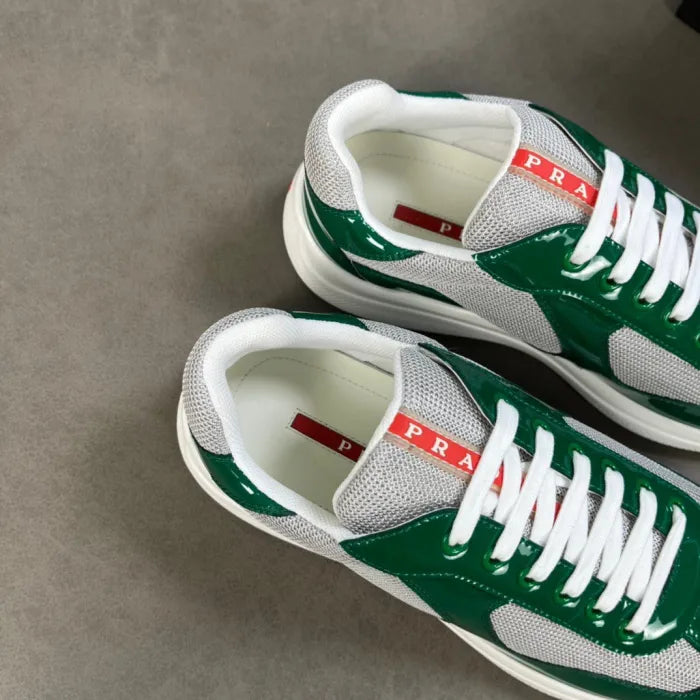P - SNEAKERS