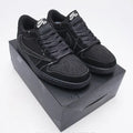 N - SNEAKERS