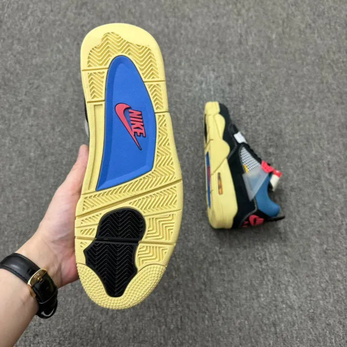 N - SNEAKERS