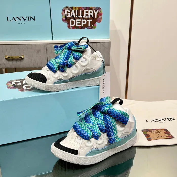 L - SNEAKERS