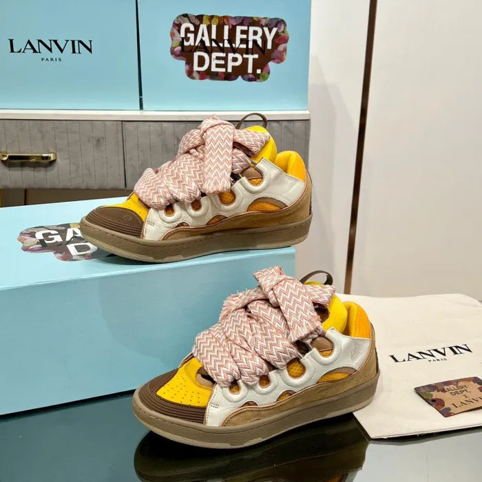 L - SNEAKERS