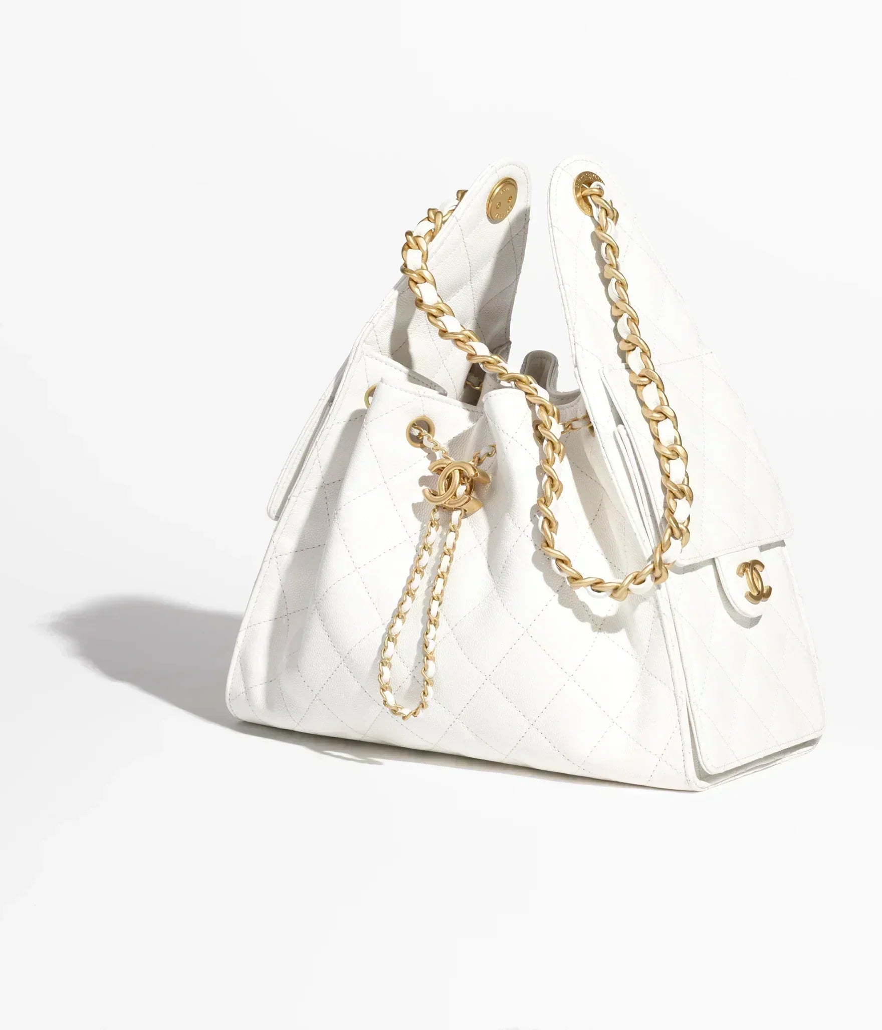 26 Small Handbag Grained Calfskin & Gold-Tone Metal Bag